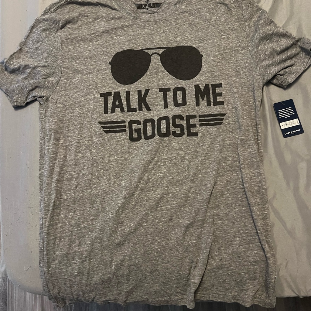 Lucky Brand Gray Talk To Me Goose Tee Medium Lucky Brand Gray Talk To Me Goose Tee Medium